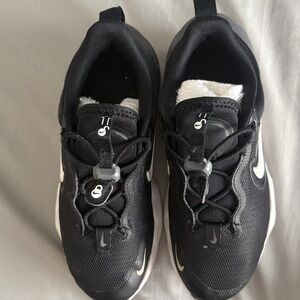 Nike Kids Black and White Sneakers